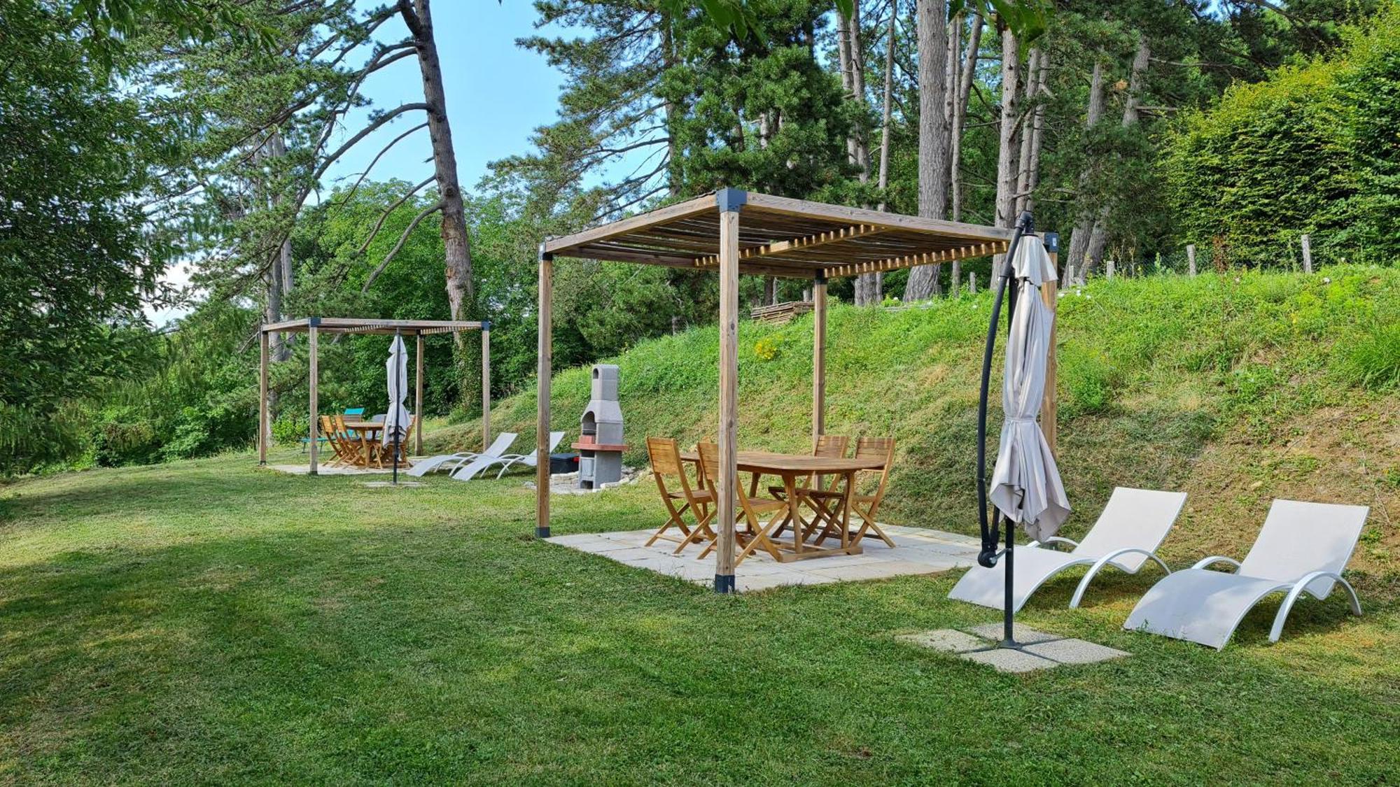 Gite 2 Du Chateau De Feschaux Villeneuve-sous-Pymont 外观 照片